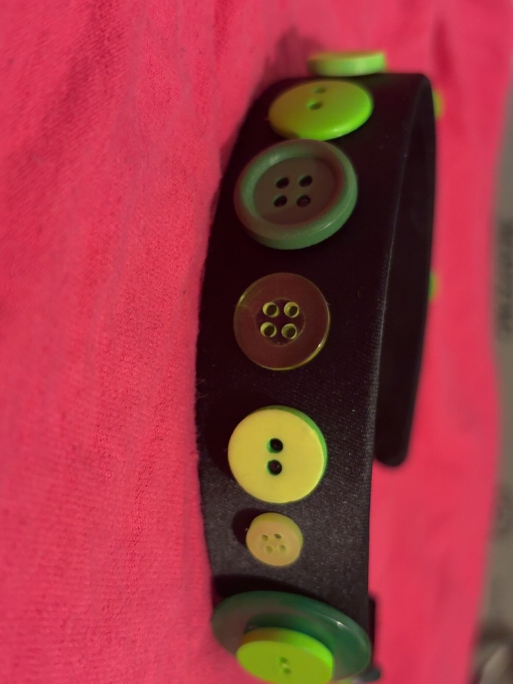 Black and green alt buttoncore headband